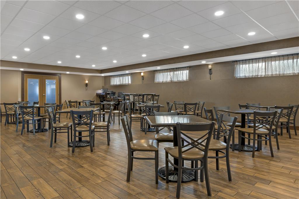 Best Western Plus Vintage Valley Inn - photo 54