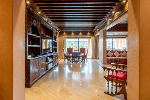 Appart de luxe Hivernage Menara Mall Gueliz — 4-Star Luxury Hotel in Marrakesh, Morocco