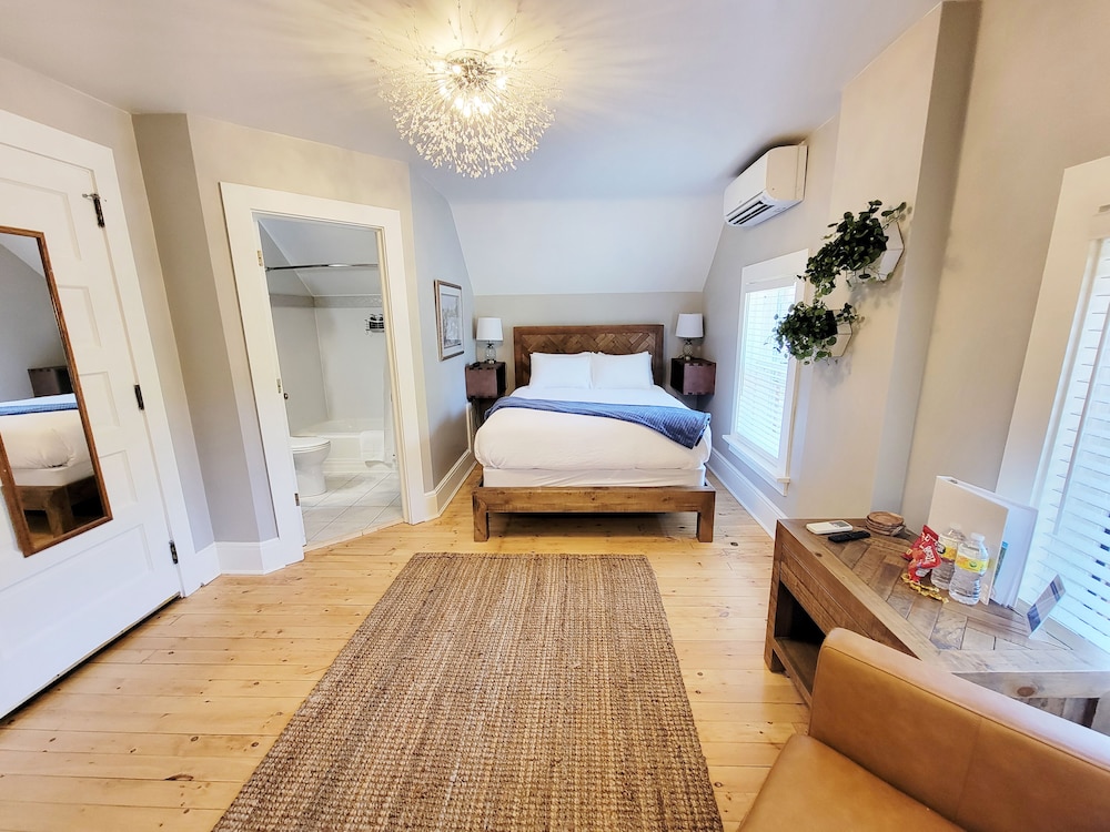 Historic GG Barnum Mansion by Heirloom Boutique Collection - photo 22