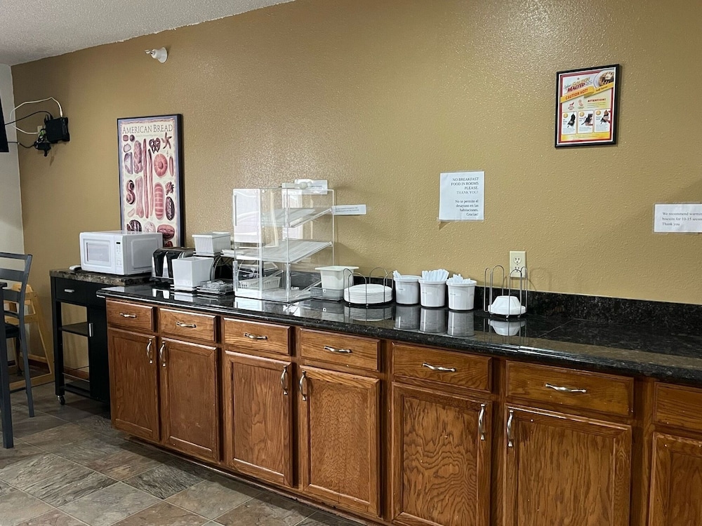 Oyo West Point Inn - photo 23