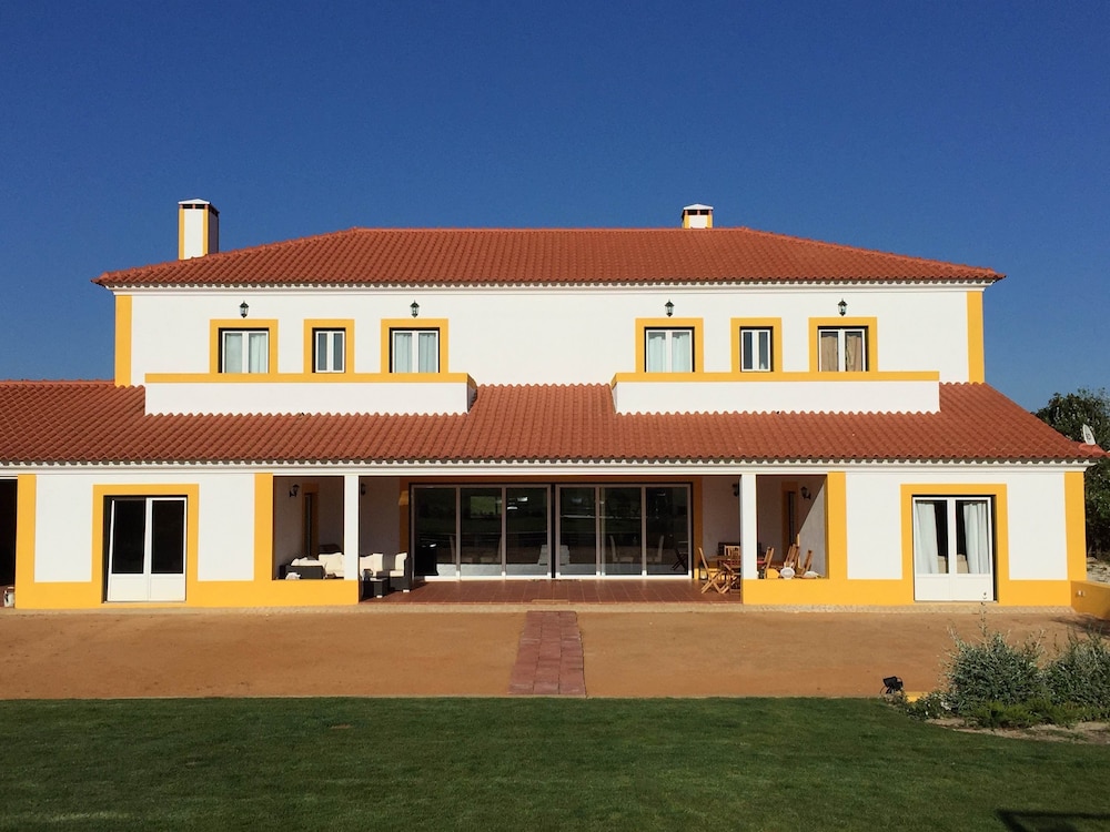 Casa do Alfaro — Azambuja — photo 2