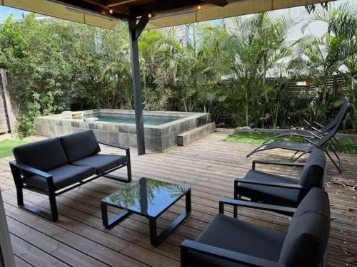 Maison Ti Corail avec Piscine — 4-Star Luxury Hotel in Saint-Paul, Réunion