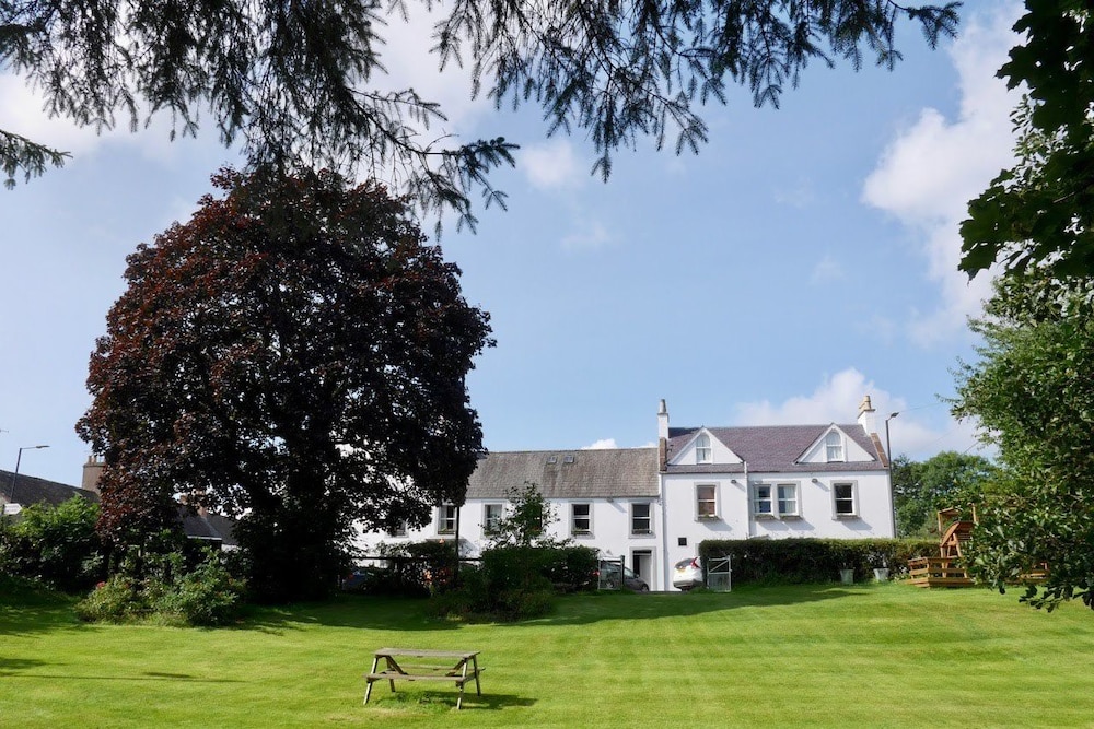 The Ship Inn — 4-Star Luxury Hotel in Castle Douglas, United Kingdom