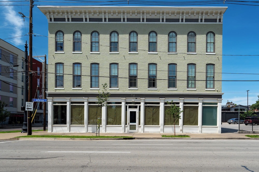 Hancock House - photo 42