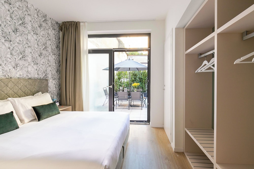 Aiello Hotels CityLife Apartments — carbon neutral stay, Milan