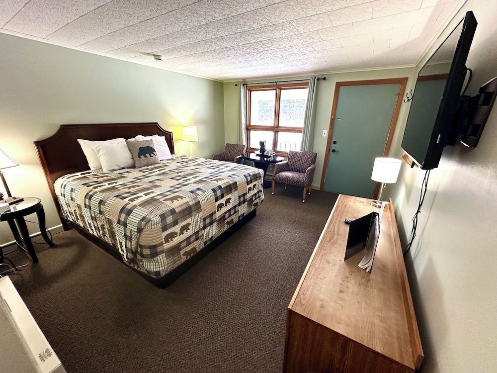 White Mountain Motel And Cottages - photo 23