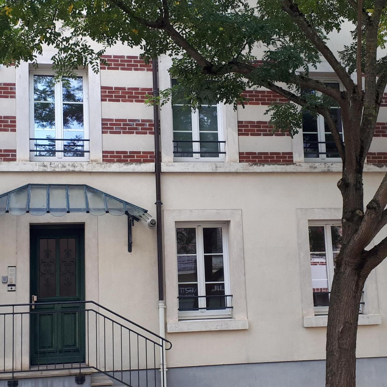 Les Hauts de Marle - last minute hotel in Marle