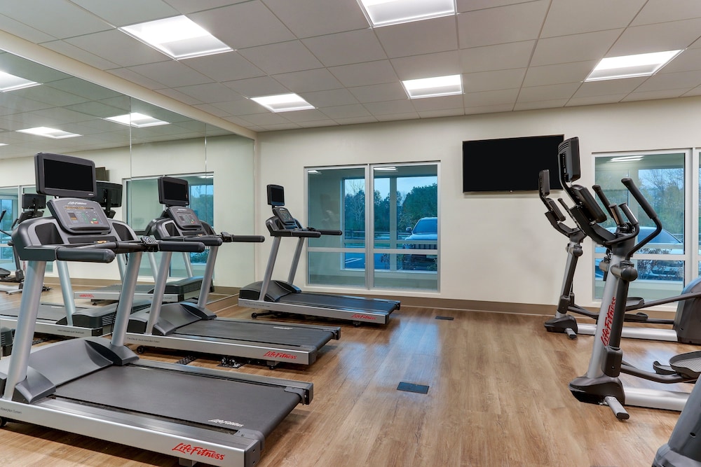 Holiday Inn Express & Suites Middletown Goshen by IHG - photo 50