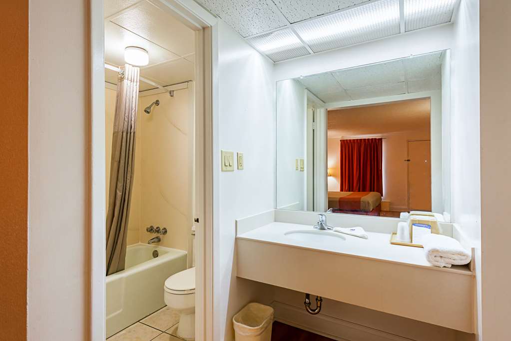 Motel 6 Perry GA - photo 21