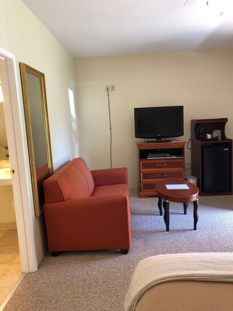 The Caden Hotel - photo 10