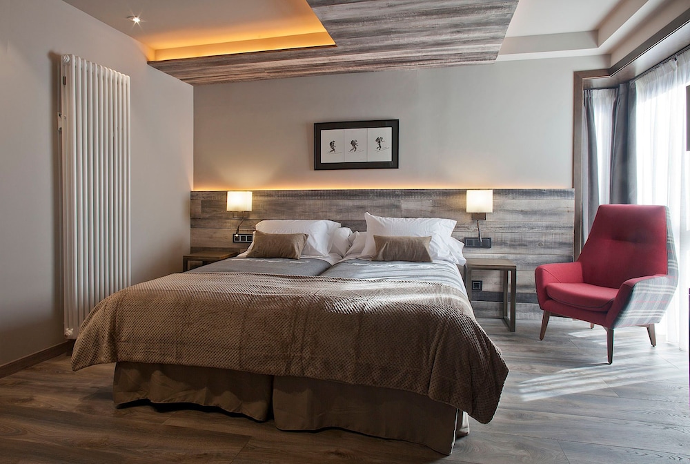 Hotel La Neu — Benasque — photo 4