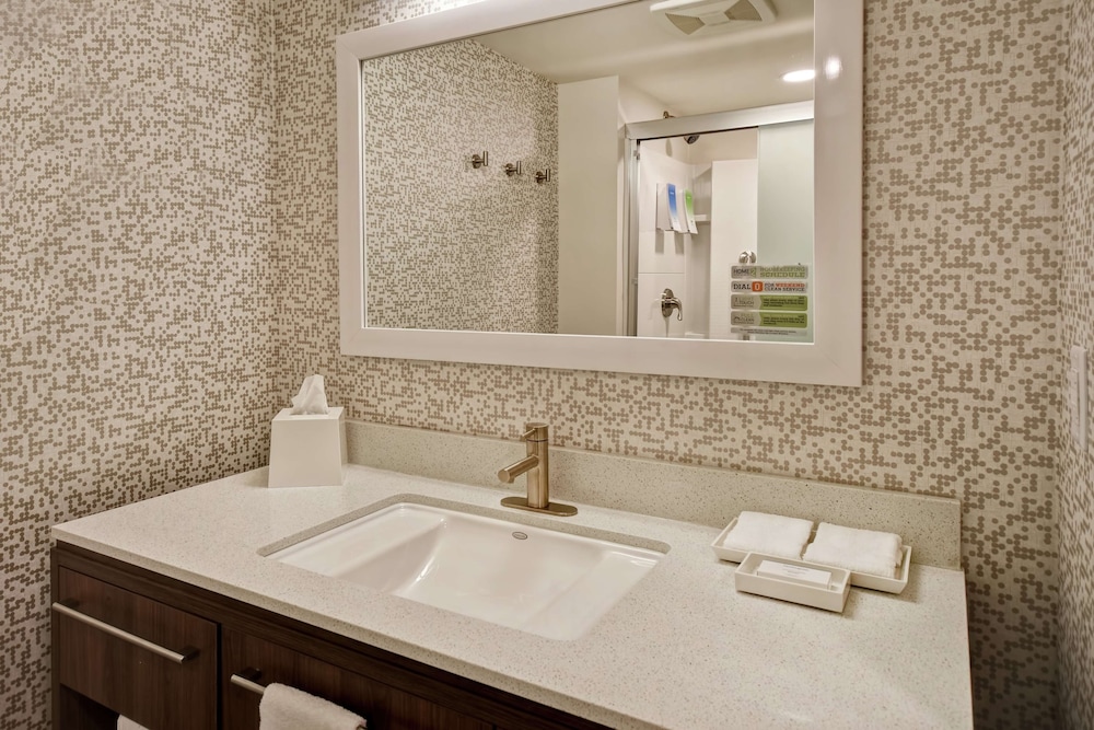 Home2 Suites by Hilton Lagrange - photo 27