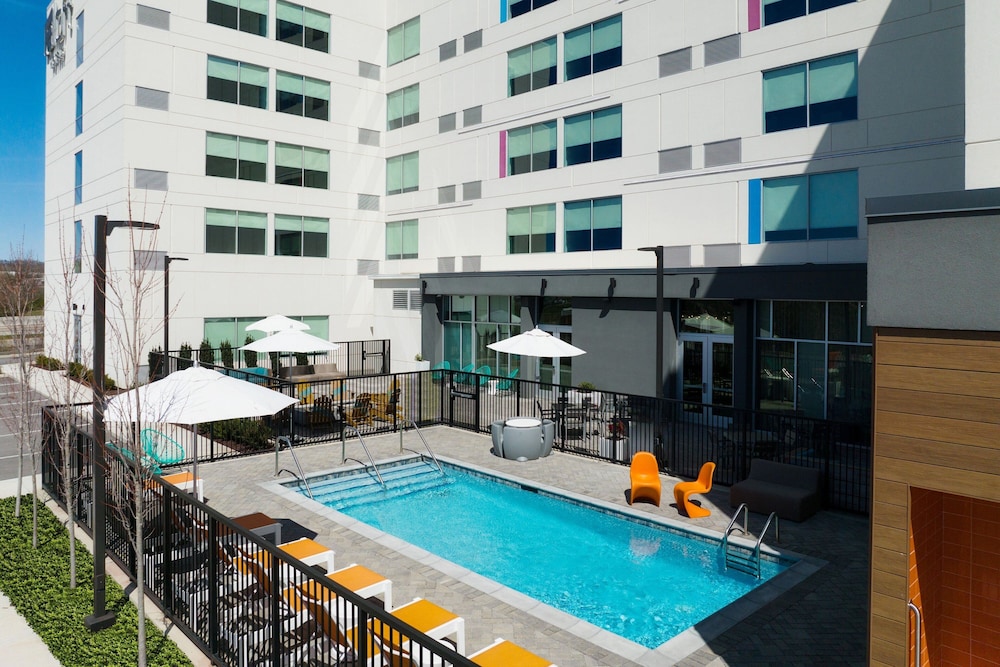 Aloft Knoxville West - photo 10