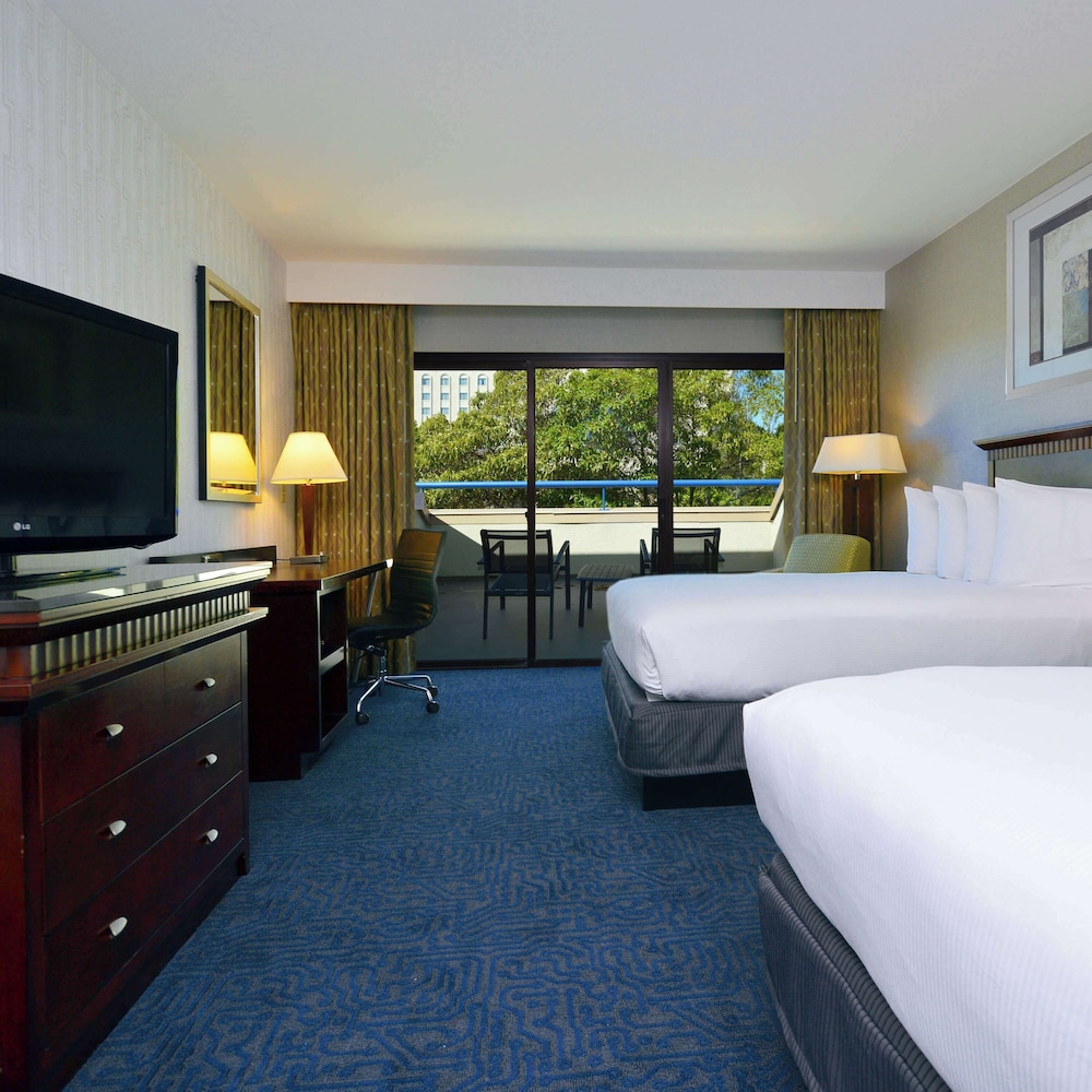 Doubletree by Hilton Newark Fremont - photo 20