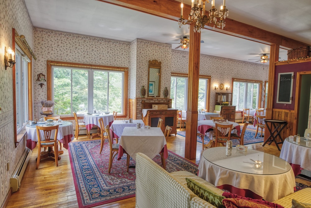 Rockwell Falls Inn and Wine Bar - photo 73