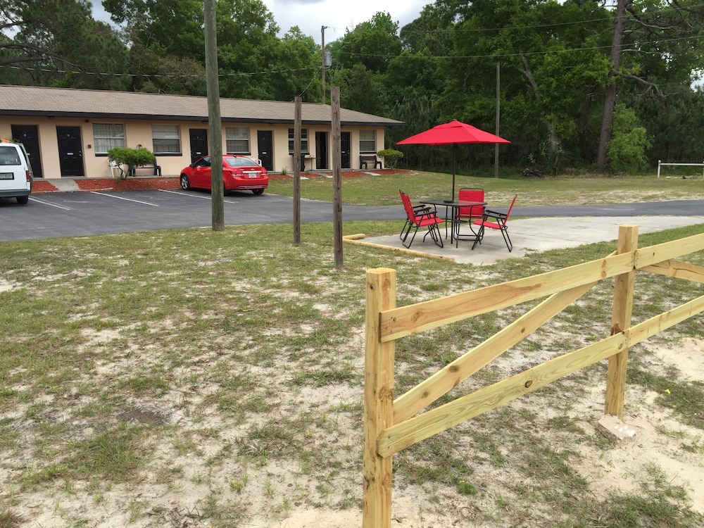 Three Rivers Motel - photo 21