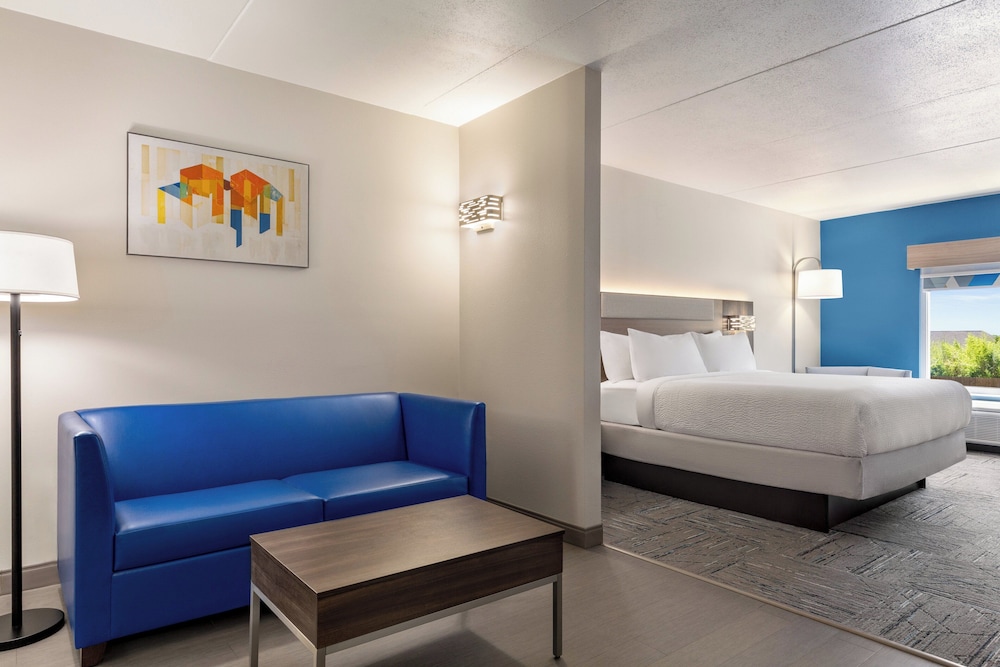 Holiday Inn Express and Suites Tuscaloosa University an IHG Hotel - photo 19