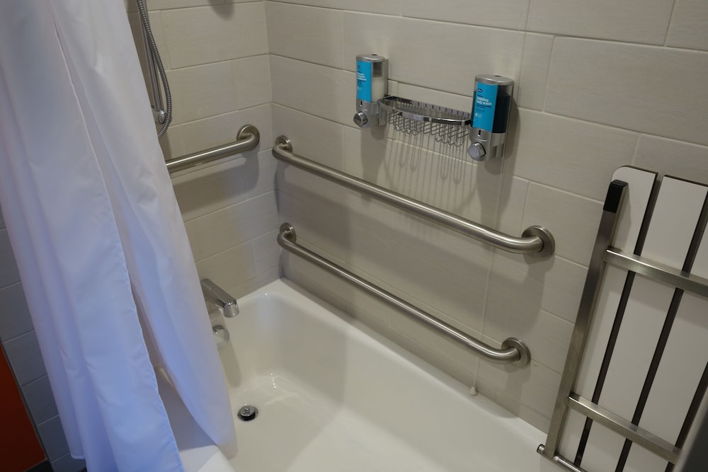 Aloft Raleigh Durham Airport Brier Creek - photo 34