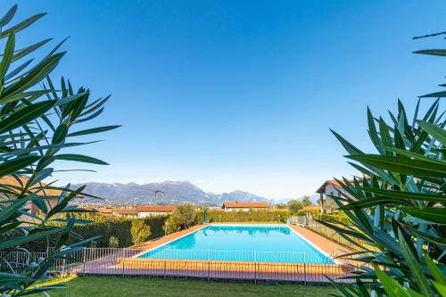 Maison Elisa — 4-Star Luxury Hotel in Manerba Del Garda, Italy