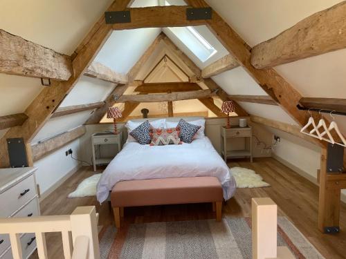 Wyke Cowsheds — hotel in Gillingham