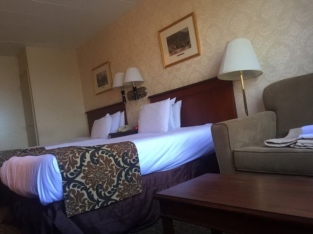 Airway Inn at LaGuardia - photo 11