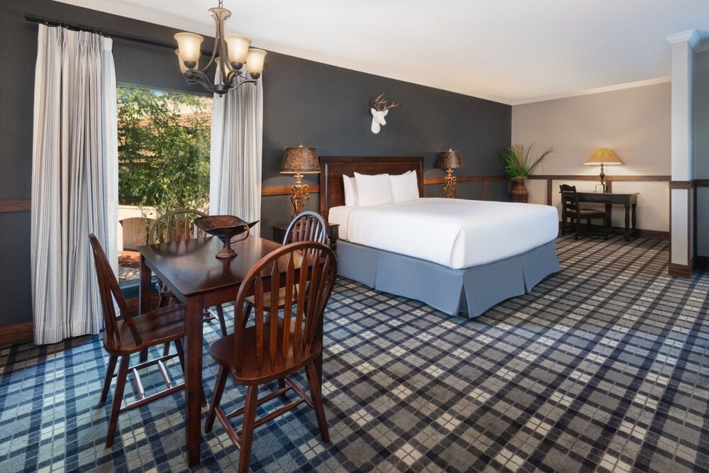 Tapatio Springs Hill Country Resort - photo 4