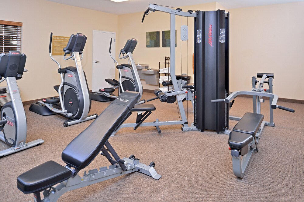 Candlewood Suites Williston by IHG - photo 28