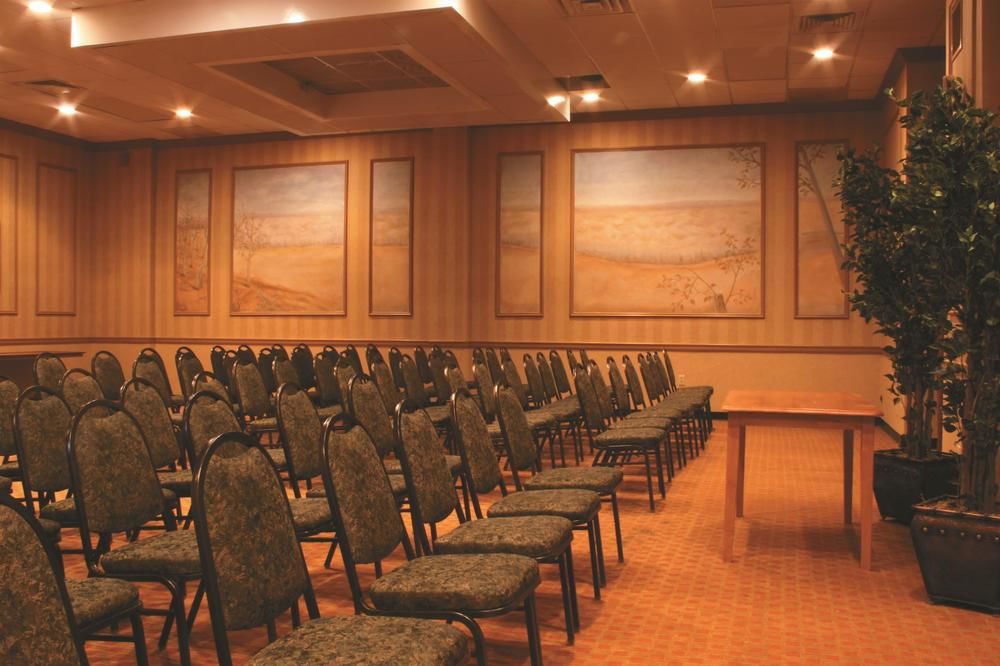 La Quinta Inn & Suites by Wyndham Armonk Westchester - photo 44