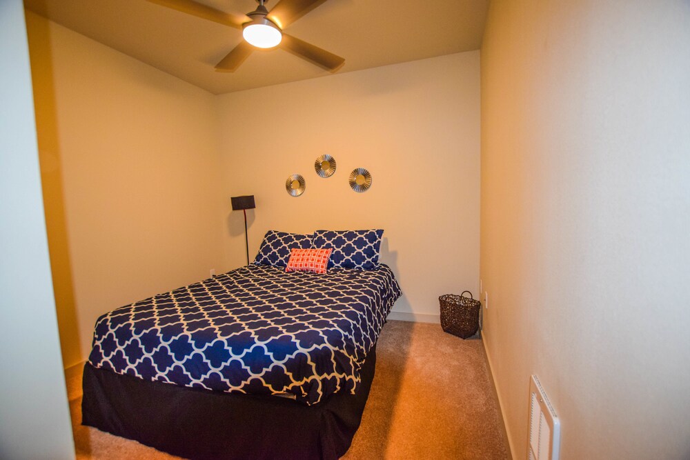 Capitol Hill Suites by Luxe Hubs - photo 4