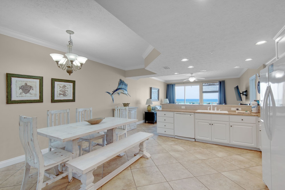 Treasure Island 0209 - photo 10