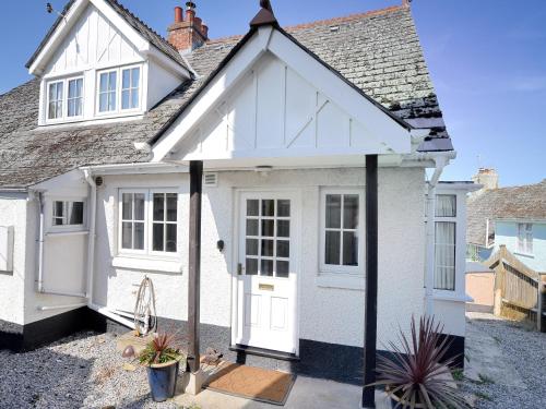 Waverley - last minute hotel in Lyme Regis