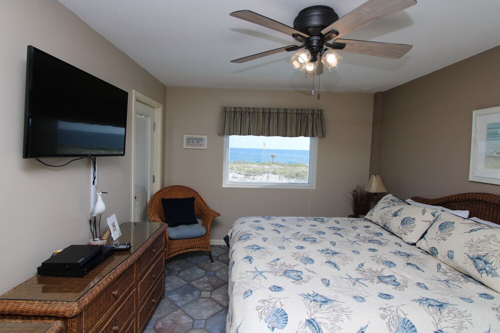 Driftwood Towers 1d 2 Bedroom Condo by RedAwning Gulf Shores - photo 3