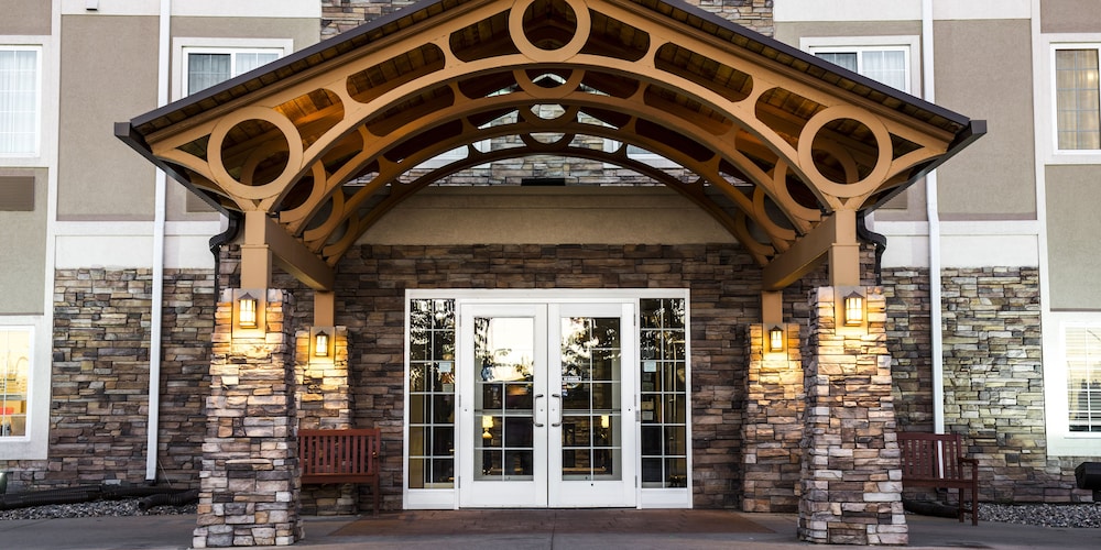 Staybridge Suites Fargo by IHG - photo 75