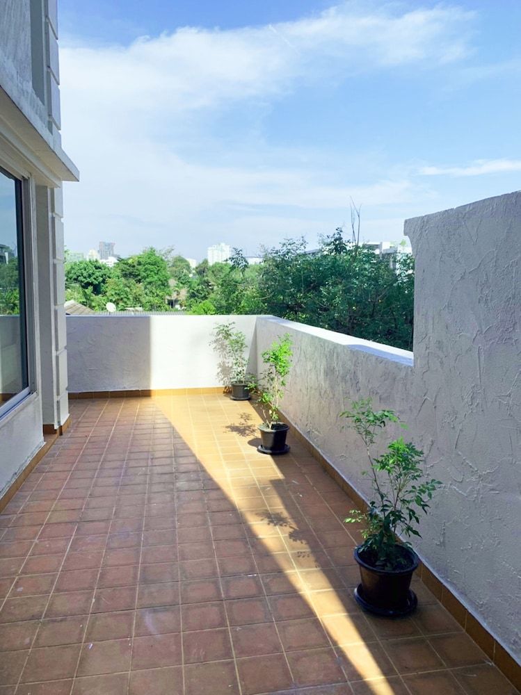 Pacific Residence 39