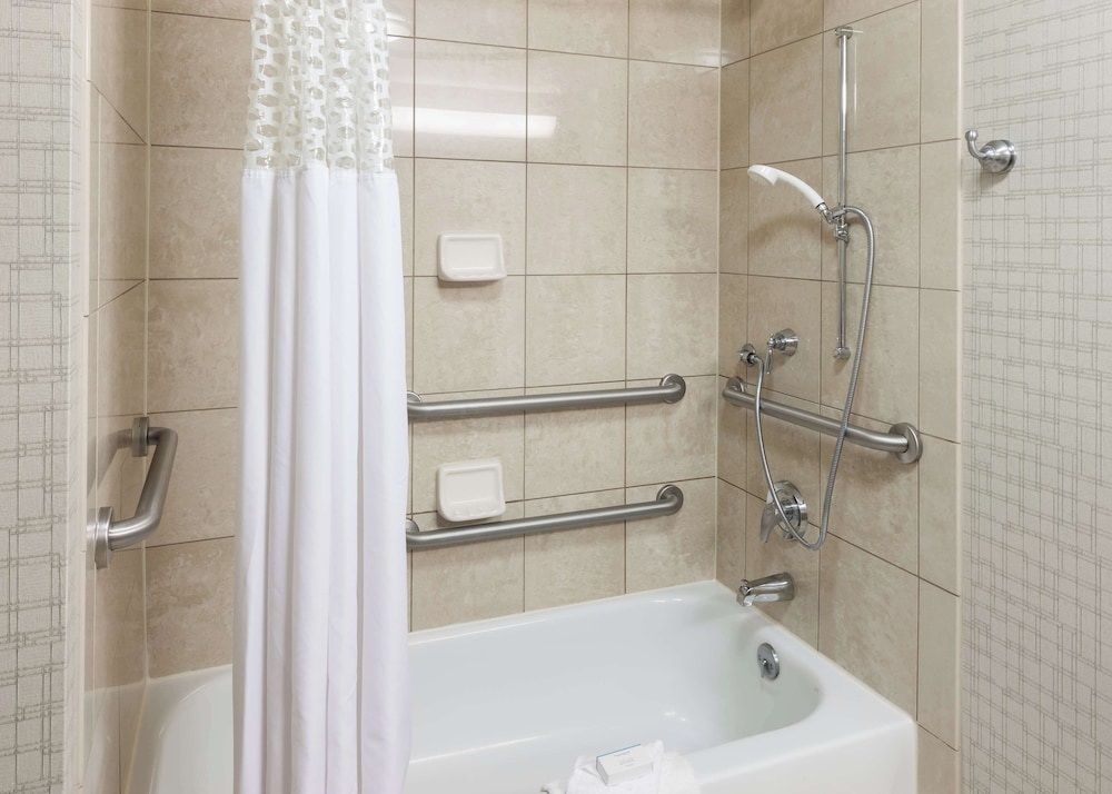Hampton Inn & Suites Boise Downtown - photo 22