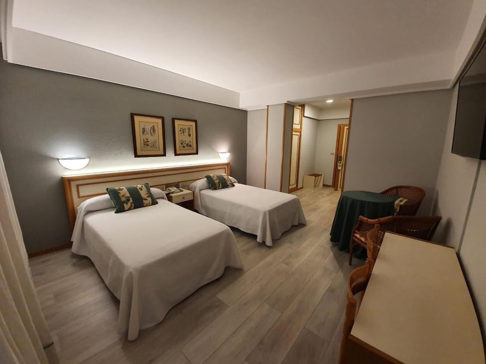 Alda Boiro - carbon neutral hotel in Boiro