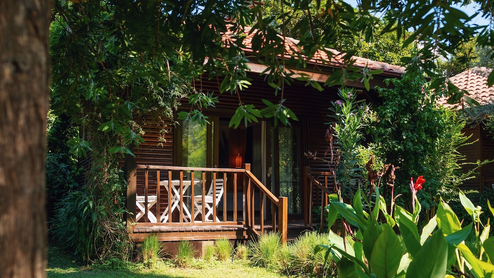 Villa Lukka — 4-Star Luxury Hotel in Kemer, Turkey