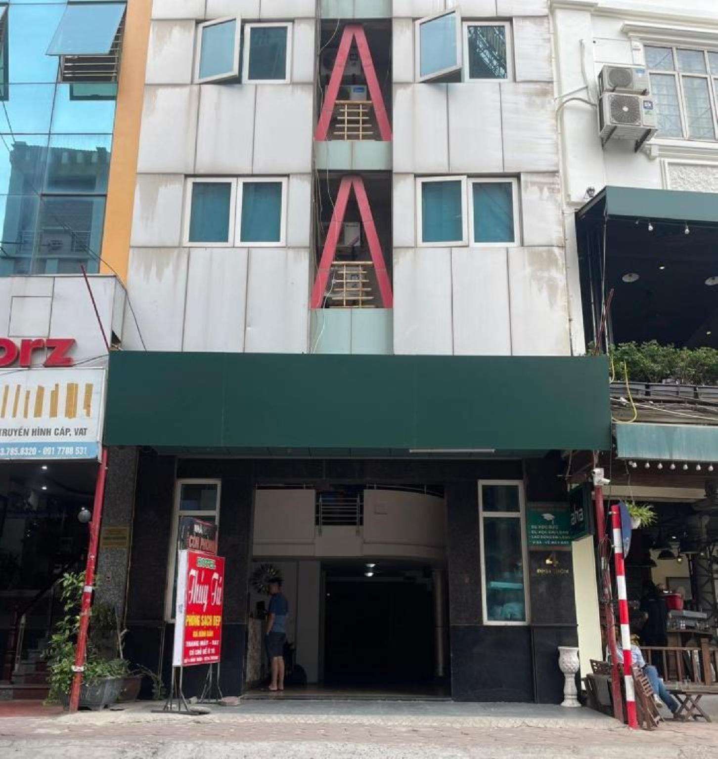 Thủy Tú Hotel - last minute hotel in Hanoi