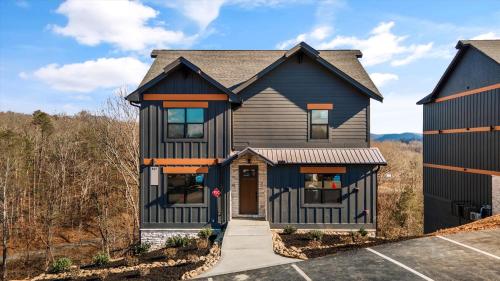 Homestead Bluff - carbon neutral hotel in Sevierville