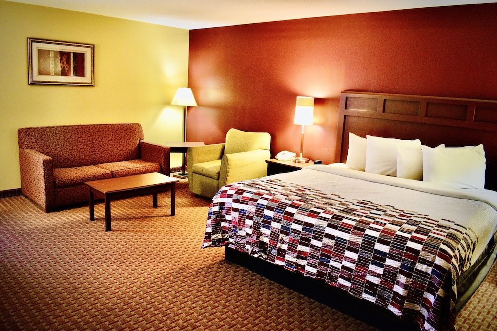 Red Roof Inn & Suites Little Rock - photo 31