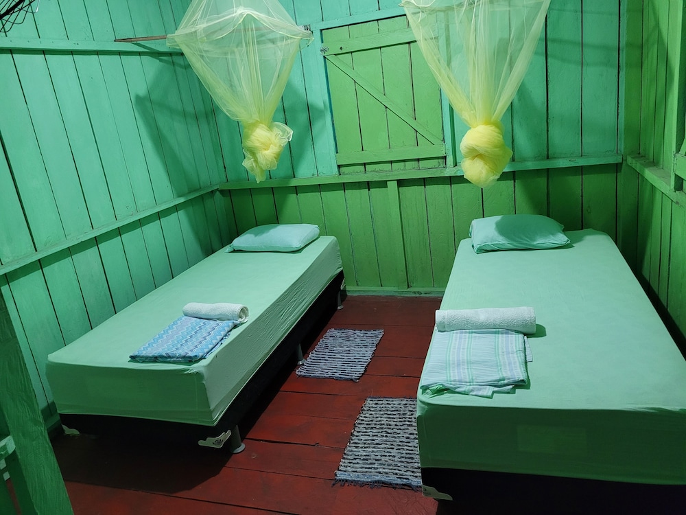 Pousada Canto Dos Pássaros - last minute hotel in Manaus