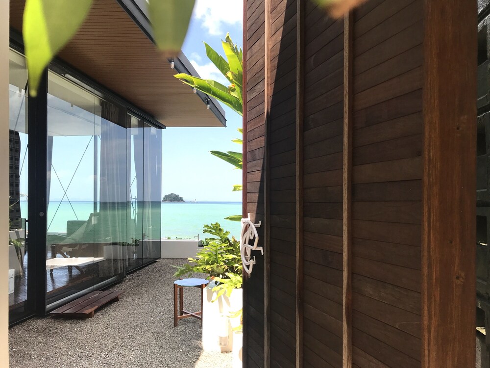 Lanta Pura Beach Resort