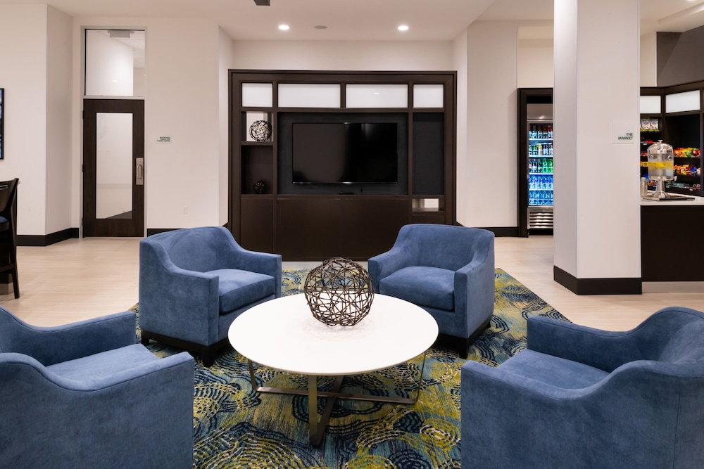 Holiday Inn Hotel & Suites Farmington Hills Detroit NW by IHG - photo 52