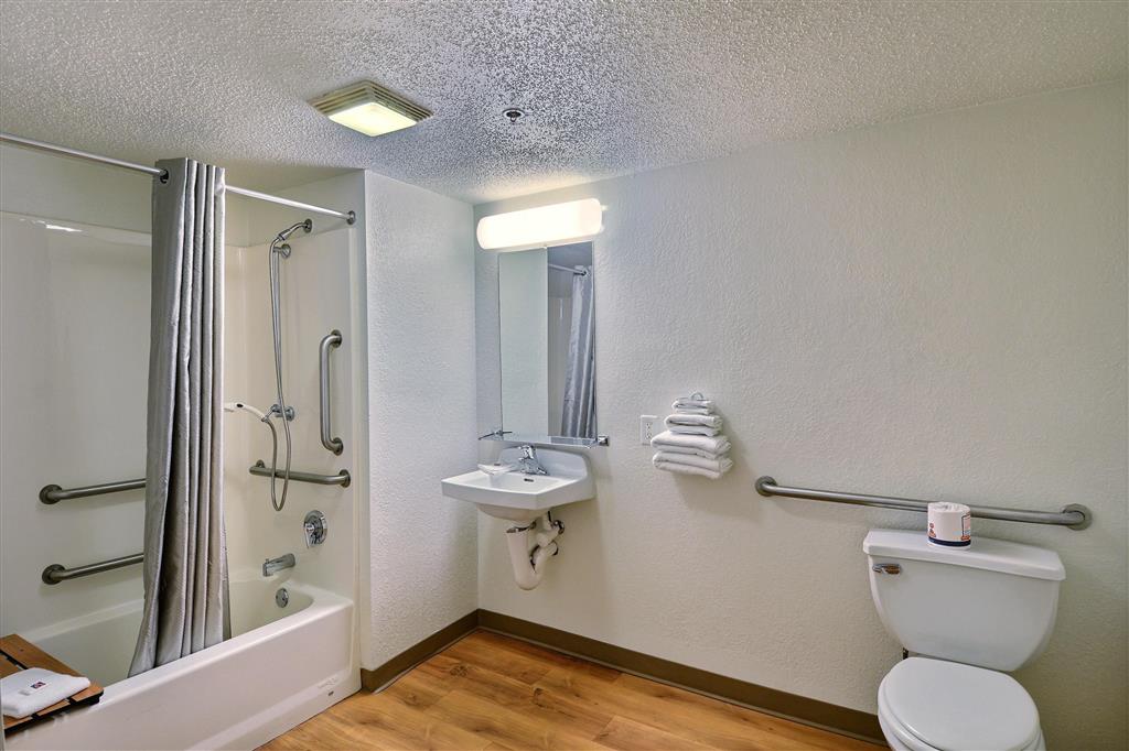 Motel 6 Tewksbury MA Boston - photo 21