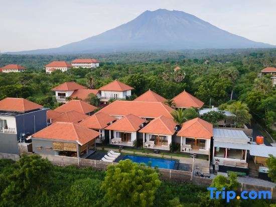 Oceanus Tulamben Dive Resort