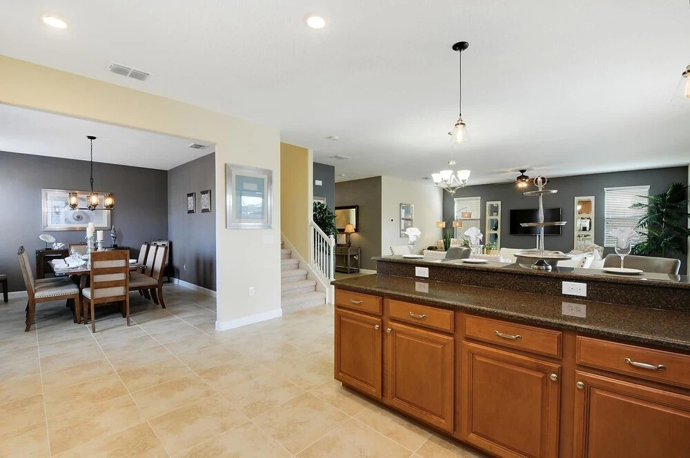 Beautifully decorated 6 beds at Champions Gate - photo 21