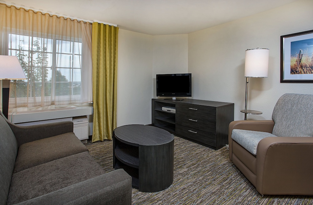 Candlewood Suites Louisville Airport by IHG - photo 9