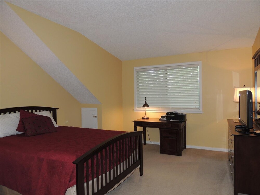 Kingston Residences Resort 1 and 2 Bedroom Villas - photo 5