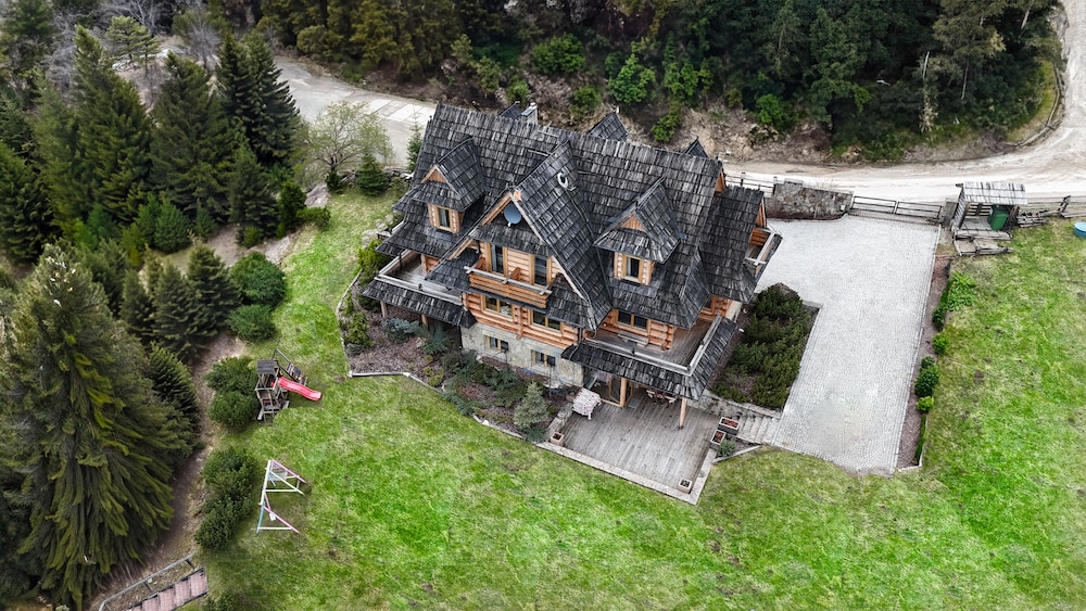 City Lights Zakopane — 4-Star Luxury Hotel in Koscielisko, Poland