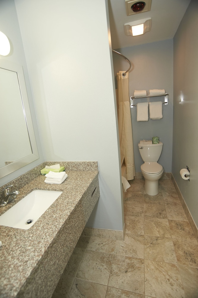 Sandwich Lodge & Resort - photo 39
